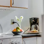 Gjurgja - 100m From The Sea By Interhome בית נופש *