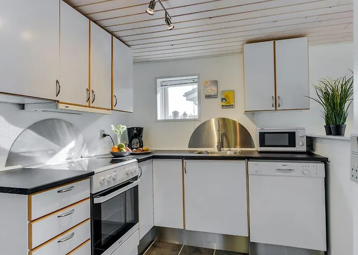 Prázdninový dům Gjurgja - 100m From The Sea By Interhome