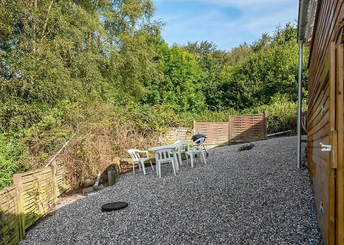 Gjurgja - 100m From The Sea By Interhome *